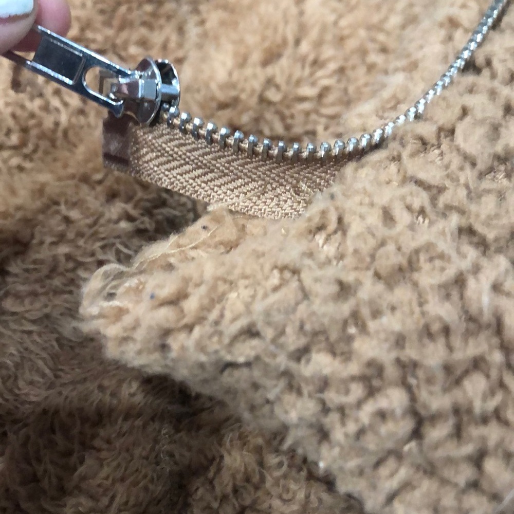 Brown fluffy jacket - Picture 5 of 5